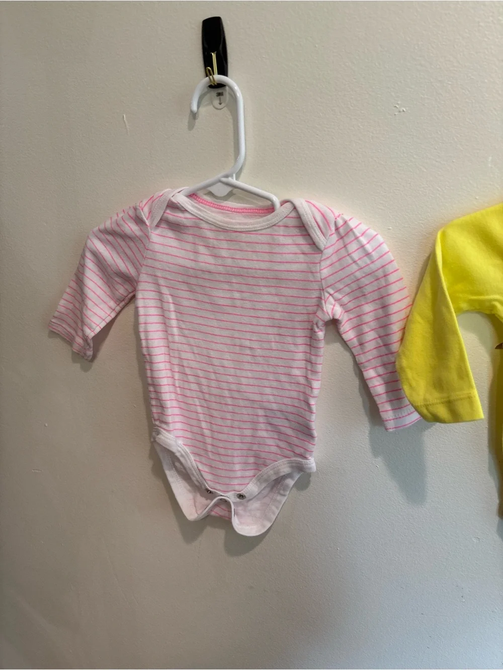 Carter's Long-Sleeve Bodysuit Set in Pink & Yellow 6 month baby girl